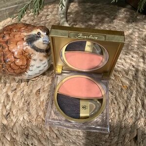 Guerlain Radiant Blush Eclat DIVINORA -Beige Plein Vent #525 SOLD 2/1